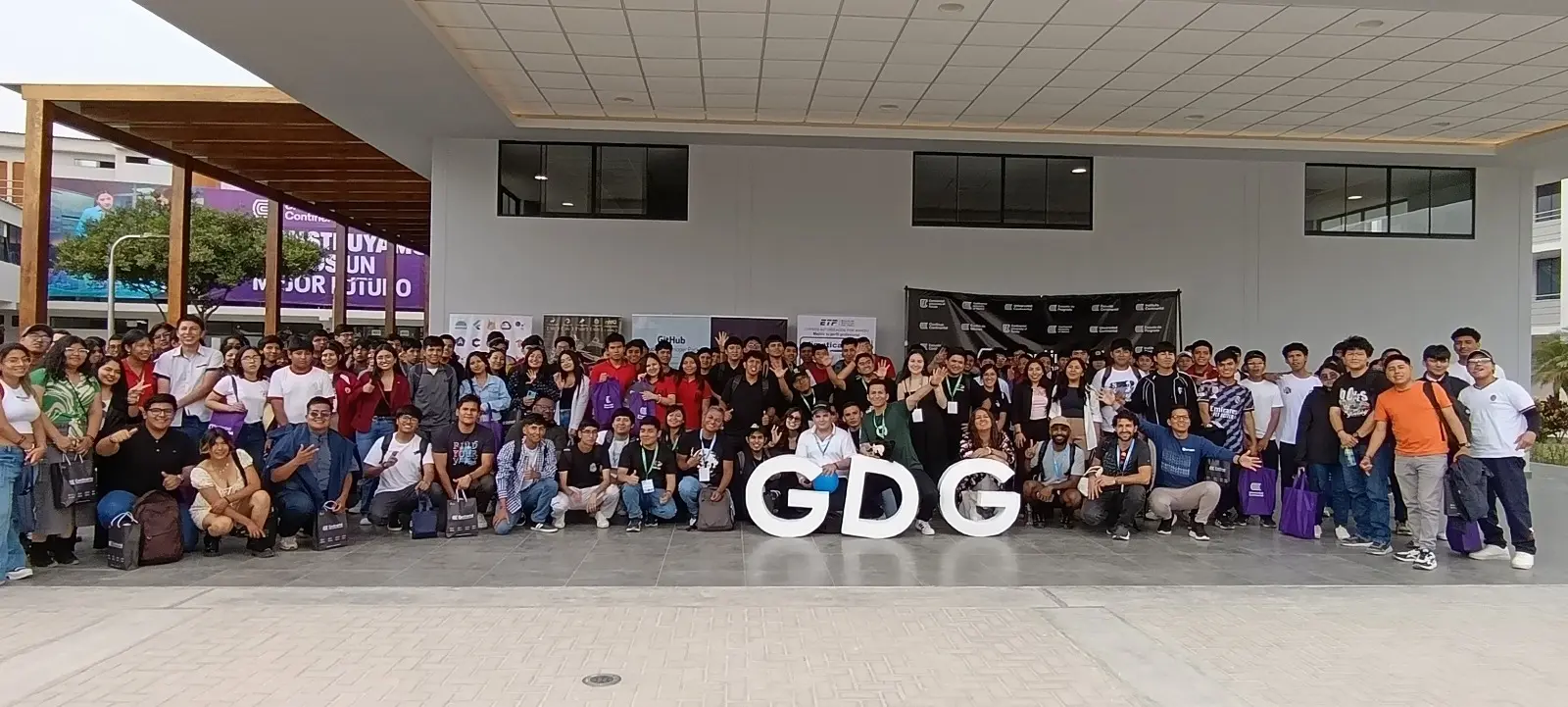 Foto del evento de DevFest 2025